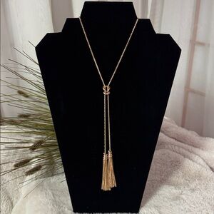 KENDRA SCOTT 
Presleigh Lariat Rose Gold Love Knot Y-Necklace